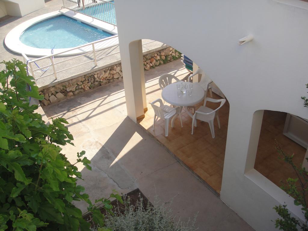 Apartamentos Rayma I-Ii-Iii Cala Blanca  Exterior photo