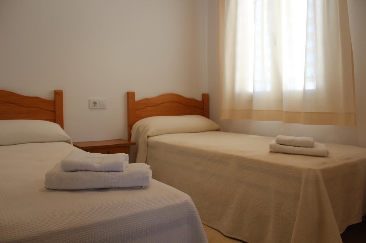 Apartamentos Rayma I-Ii-Iii Cala Blanca  Exterior photo