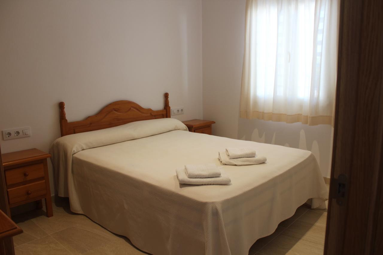 Apartamentos Rayma I-Ii-Iii Cala Blanca  Exterior photo